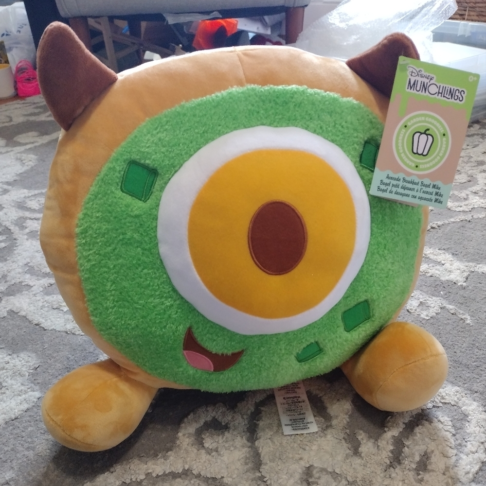 NEW Disney munchlings Mike Wazowski